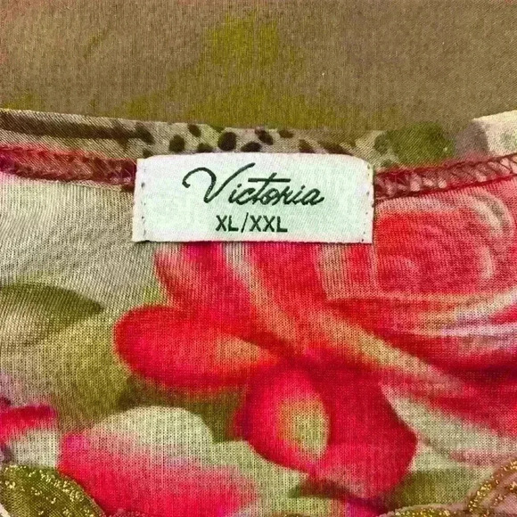 Tan Floral Short Sleeves Blouse - Picture 3 of 6